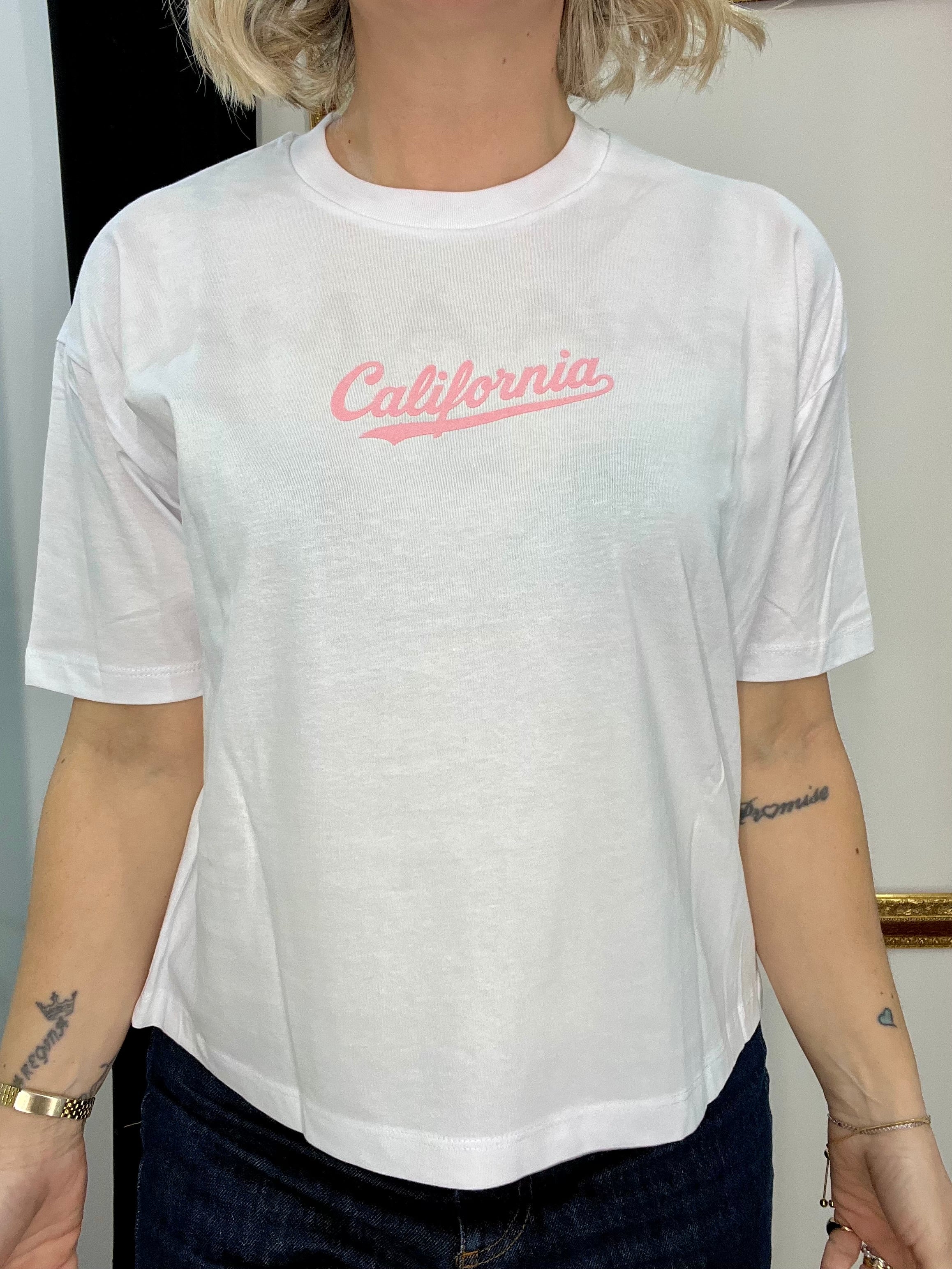 T-shirt Stella Hiconika
