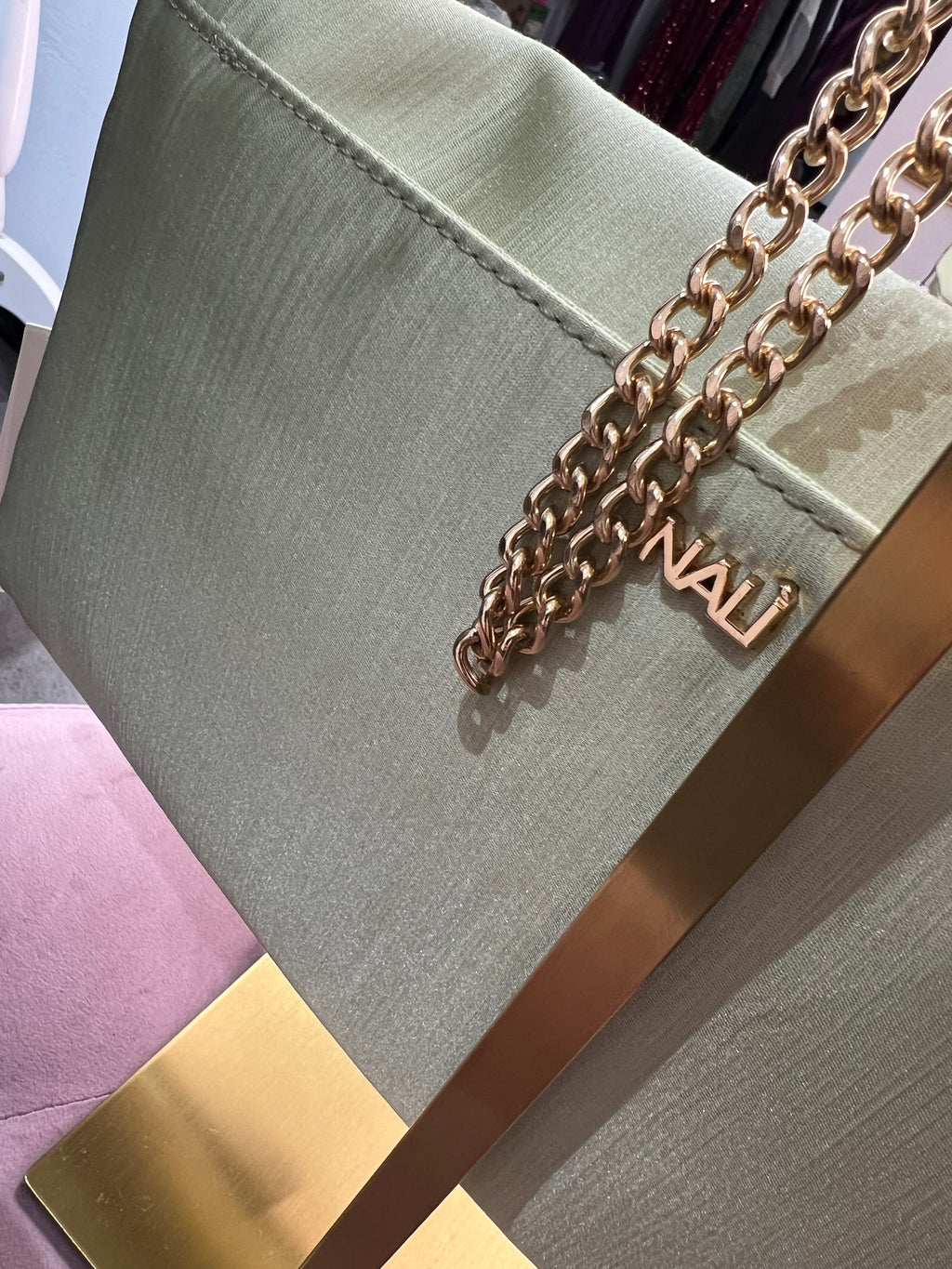Pochette Valencia Nali