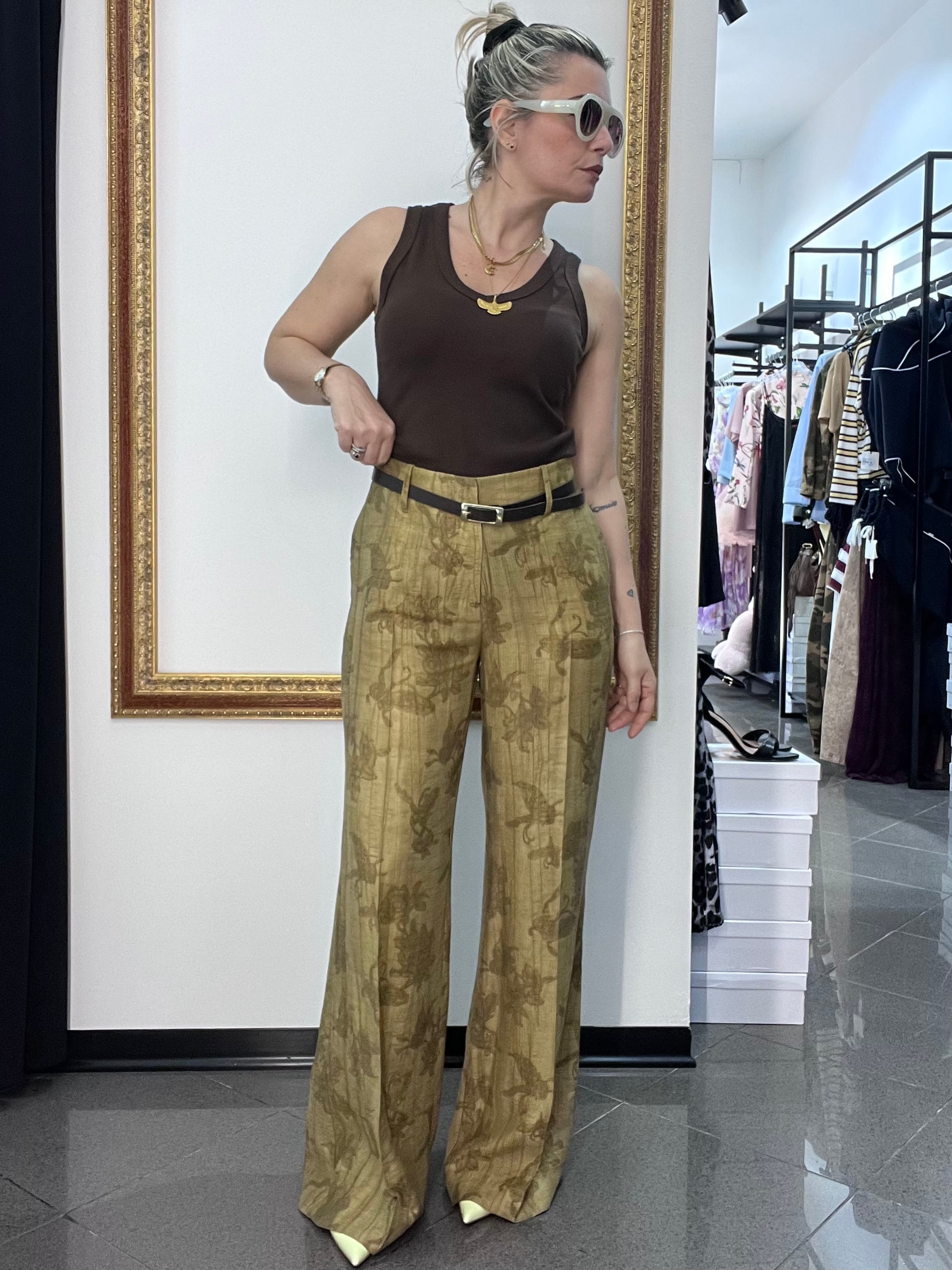 Pantalone Palazzo Kontatto