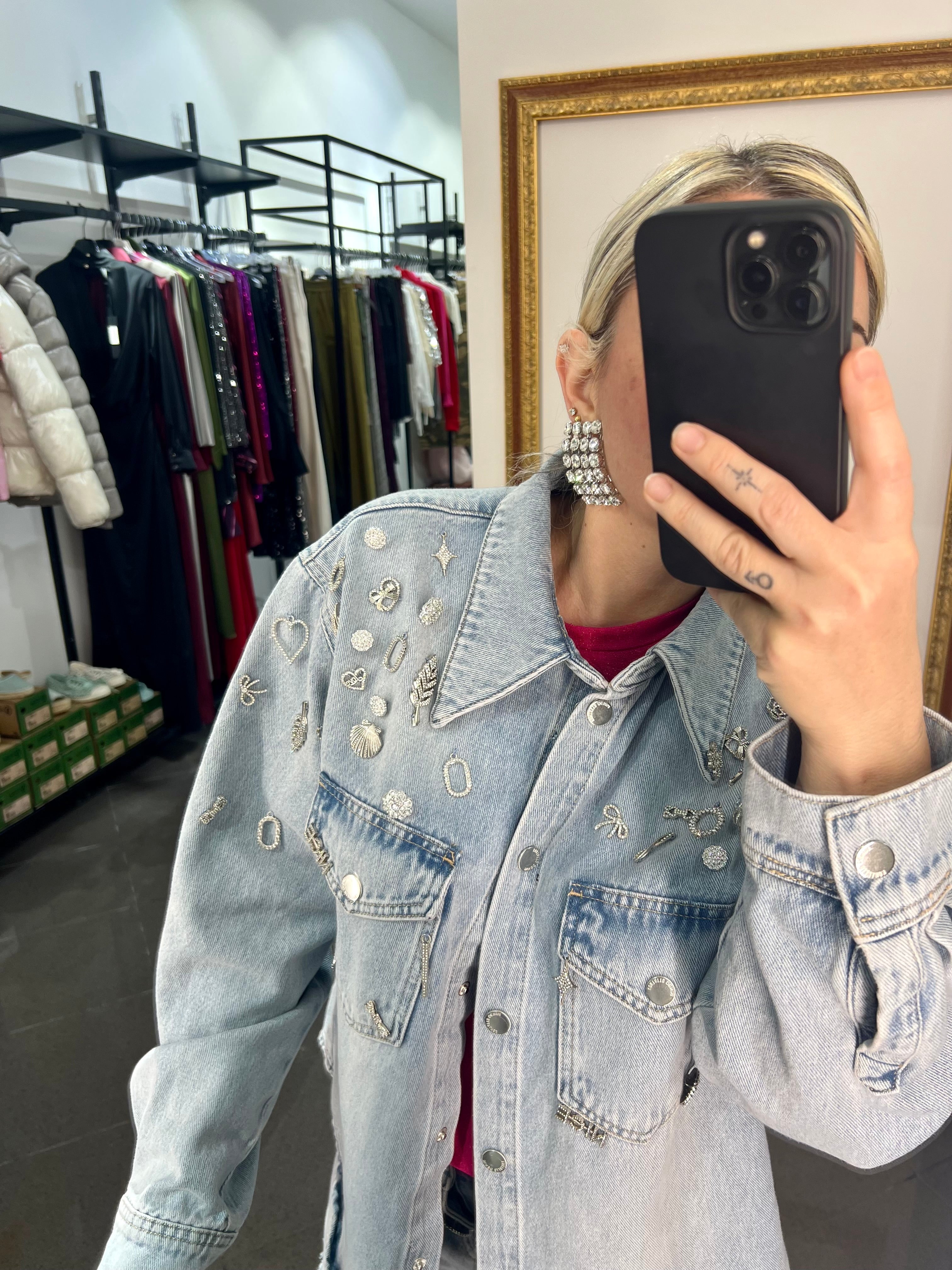 Sovracamicia Applicazioni Kontatto