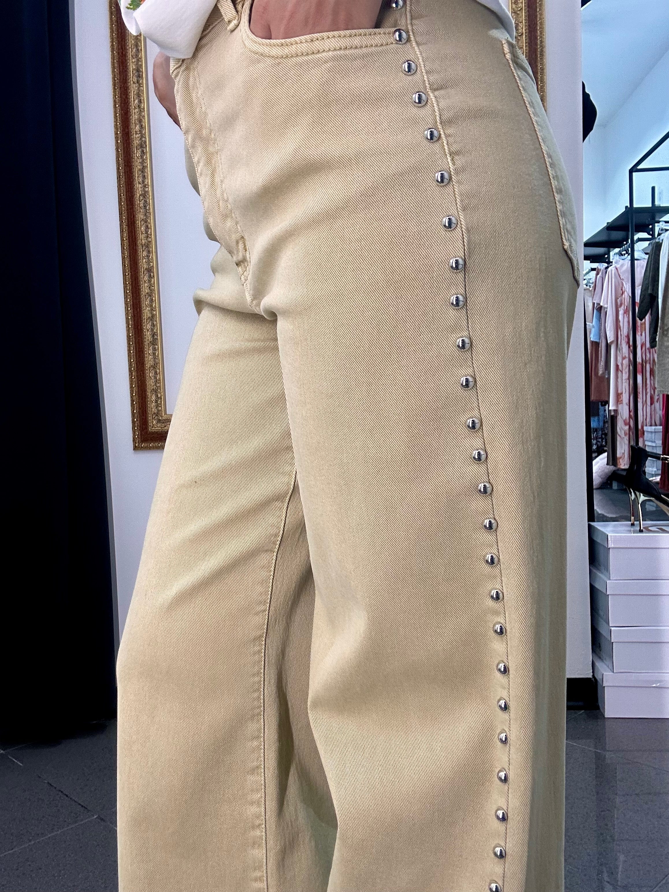 Jeans Borchie Kontatto