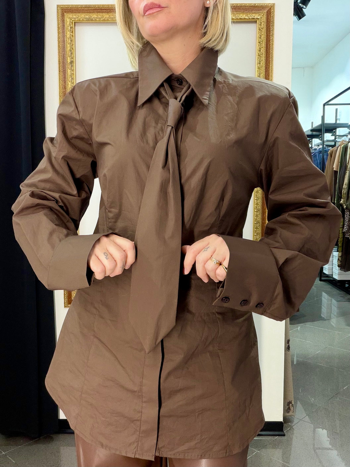 Camicia Cravatta Kostumn