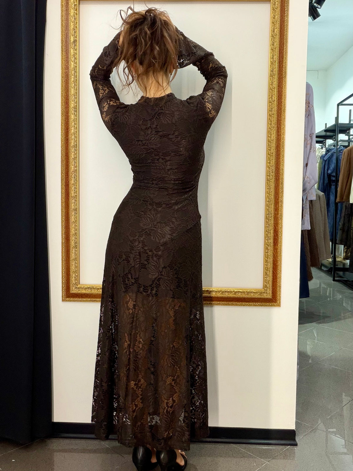Abito Pizzo Kontatto