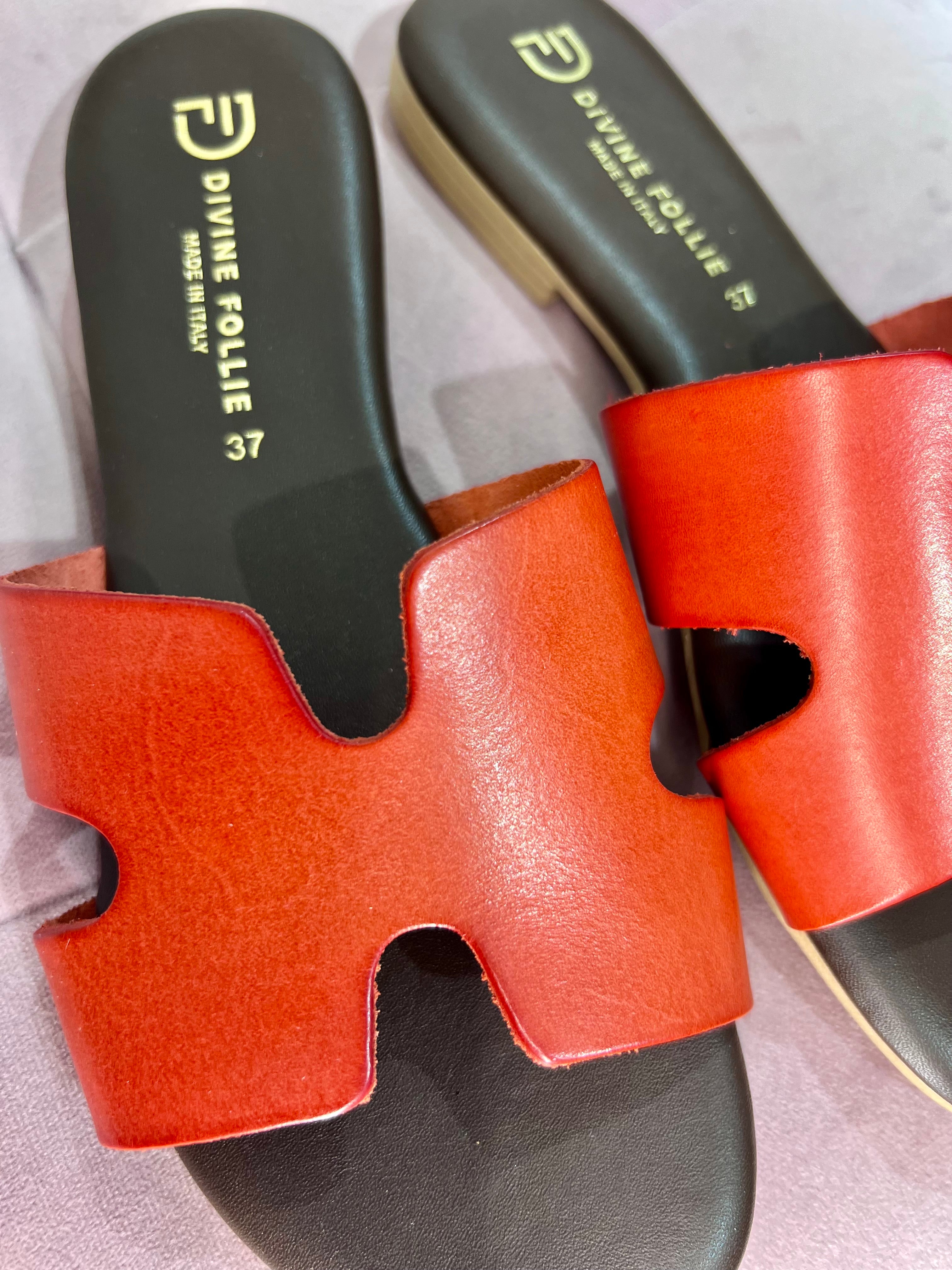 Vacchetta Rossa Divine Follie