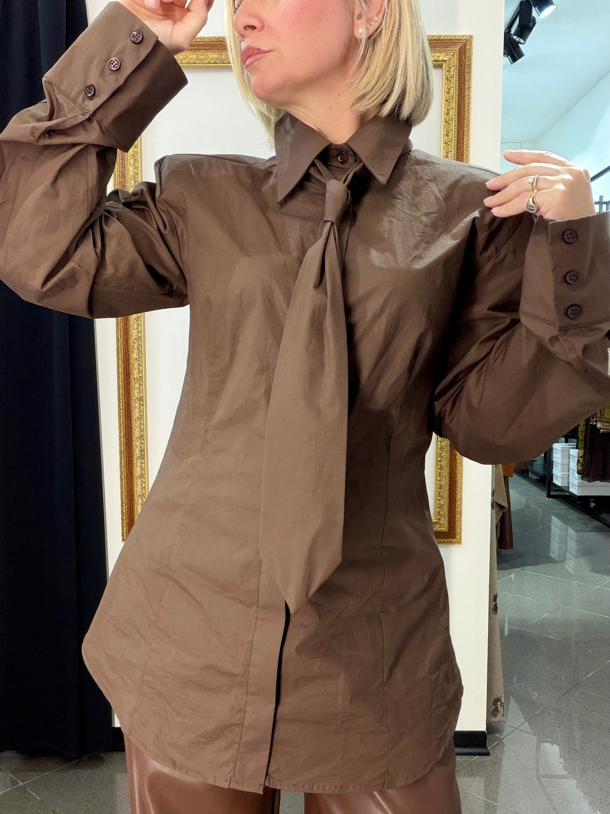 Camicia Cravatta Kostumn