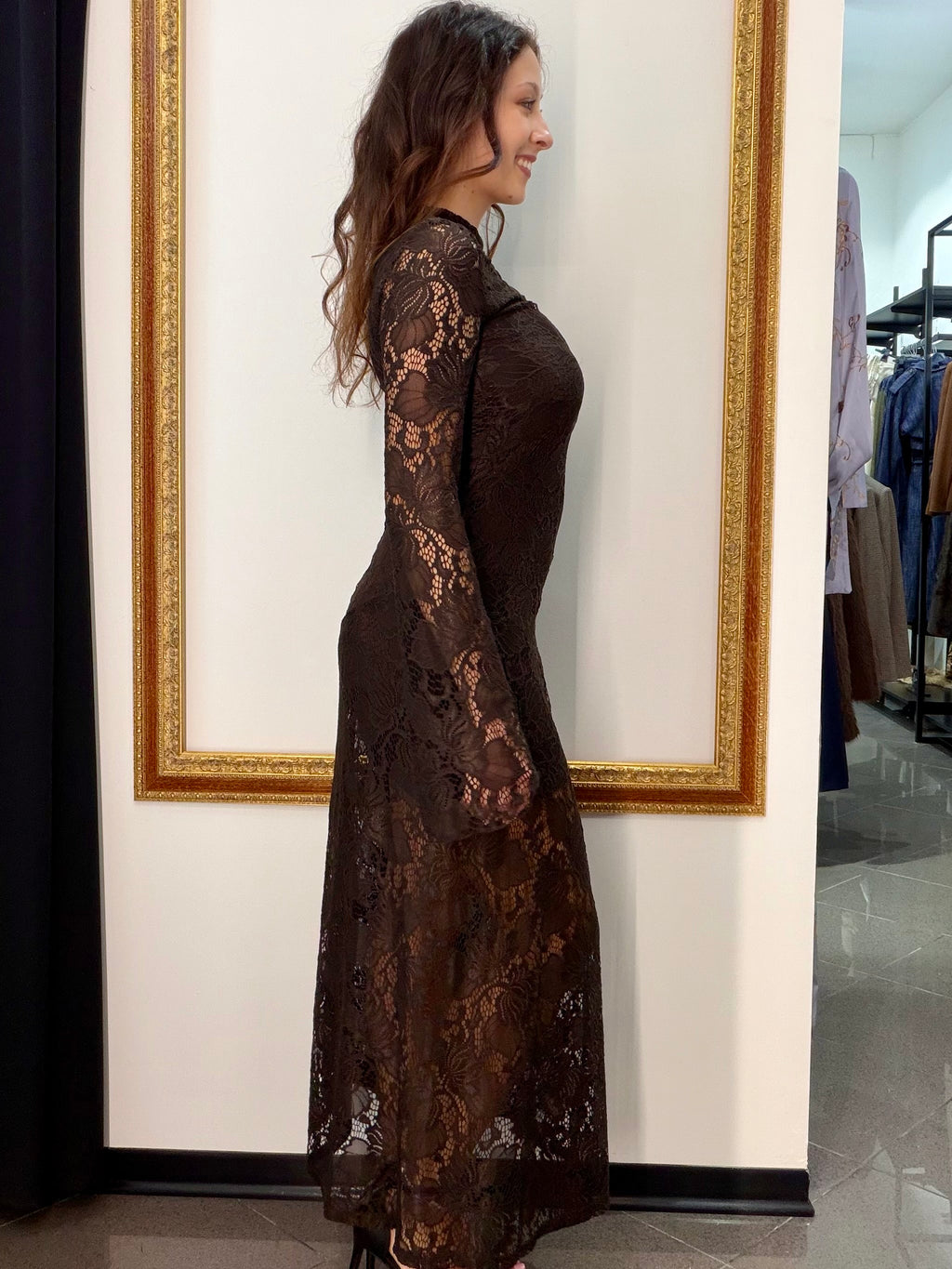 Abito Pizzo Kontatto