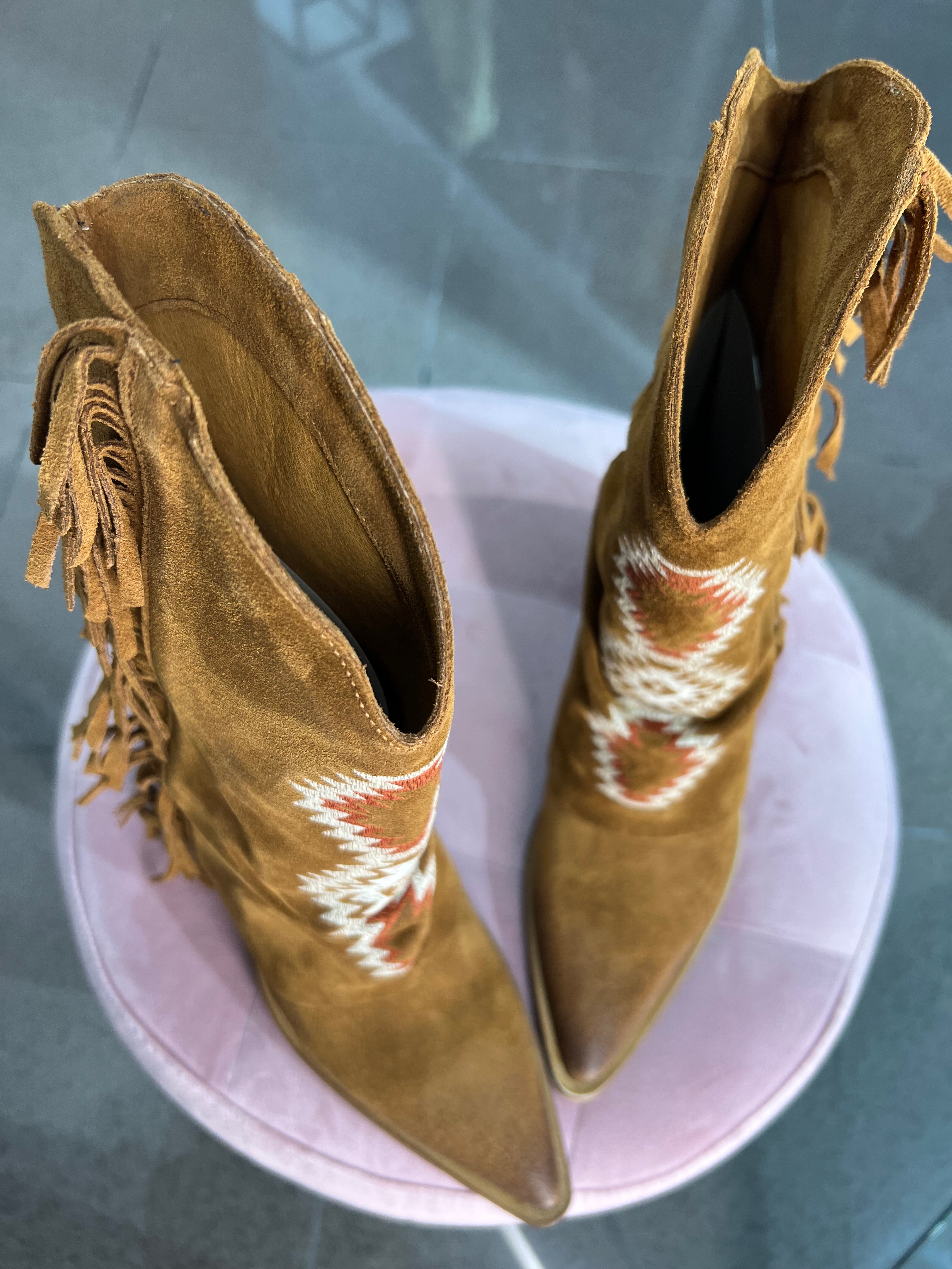 Camperos Ricamato Divine Follie