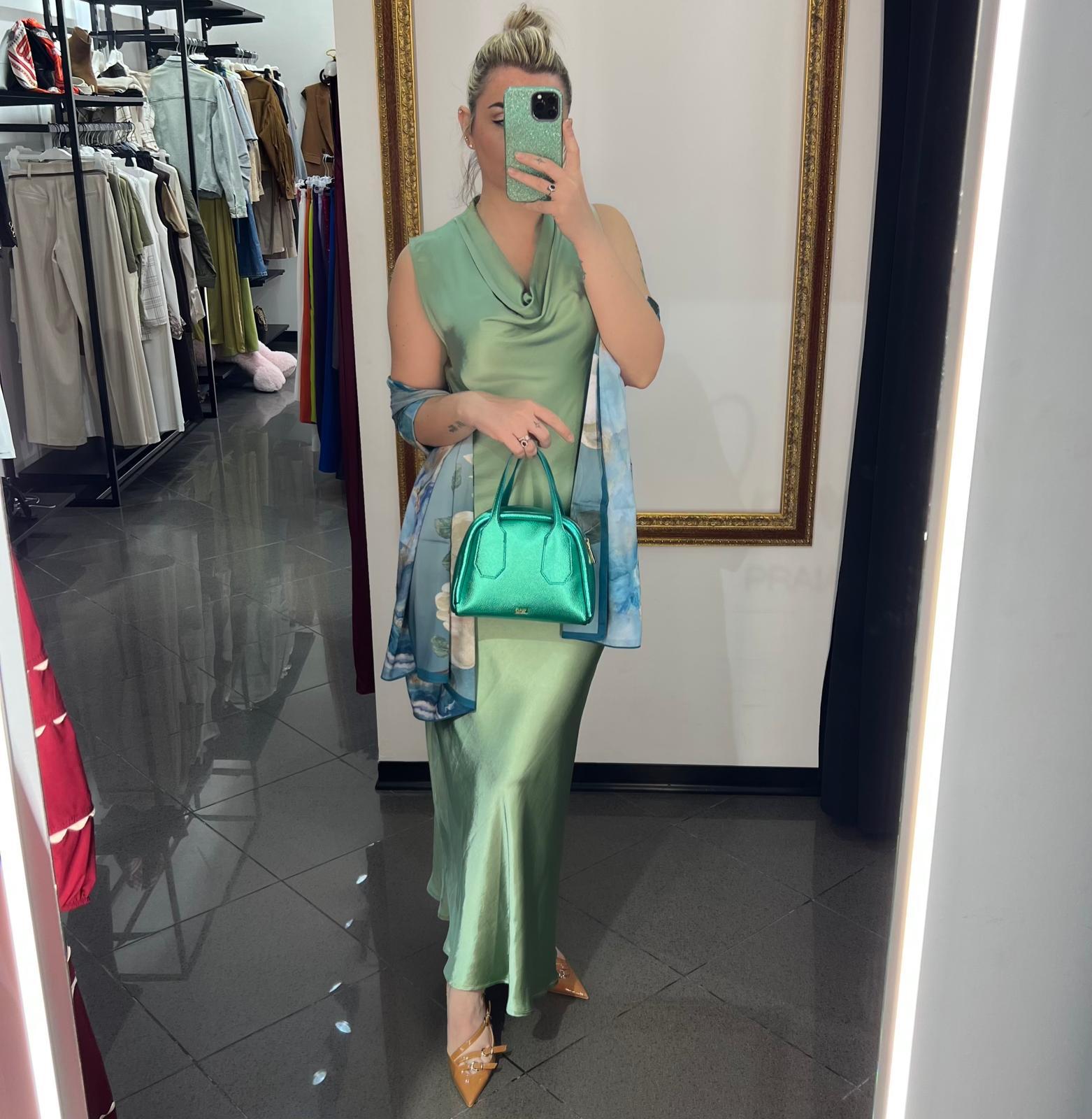 Abito Gronda kontatto