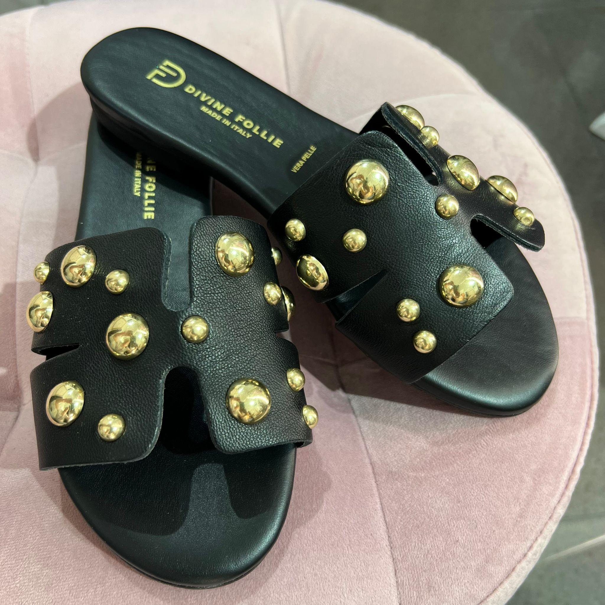 Guantino Borchiato Divinefollie