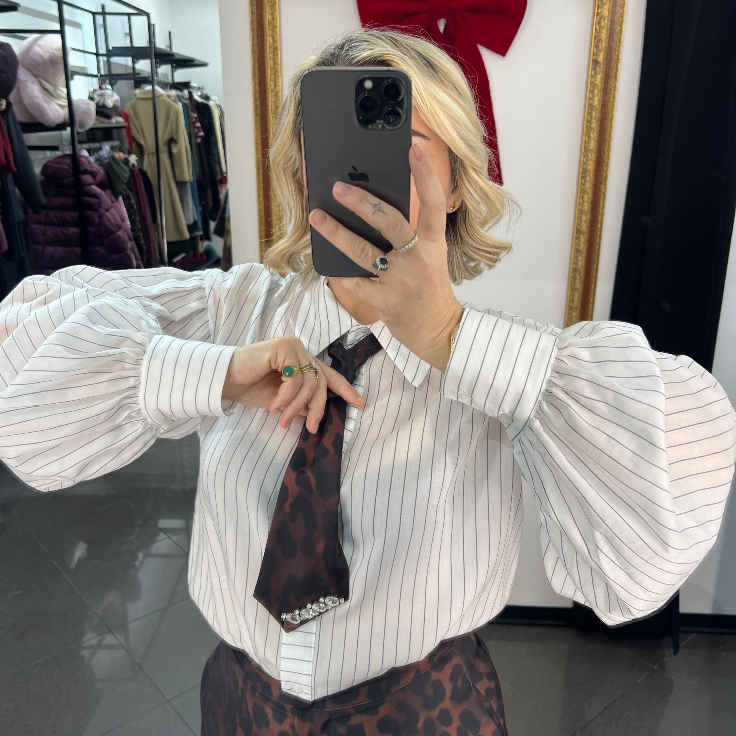 Camicia Cravatta Kontatto