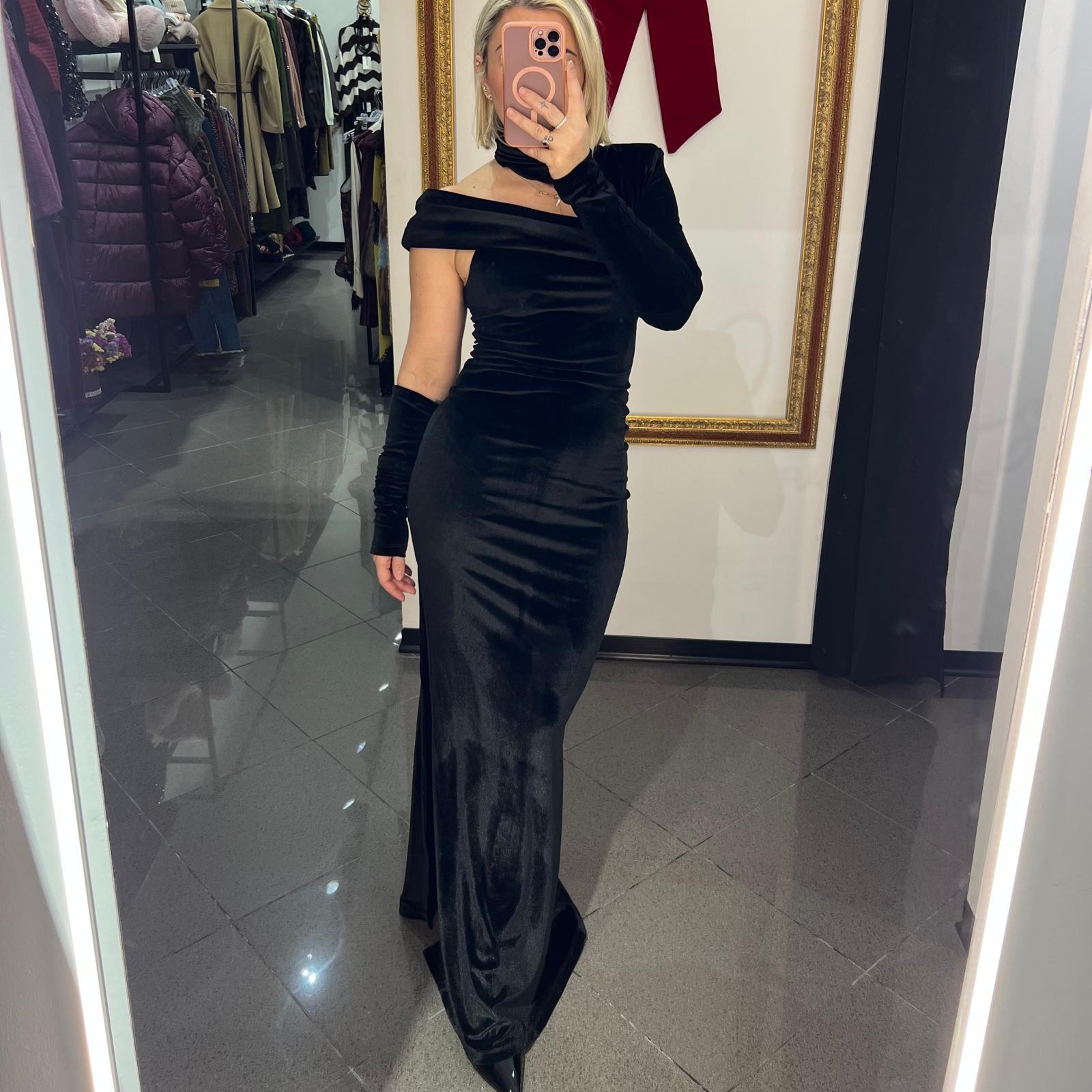 Abito Cut Out Revise