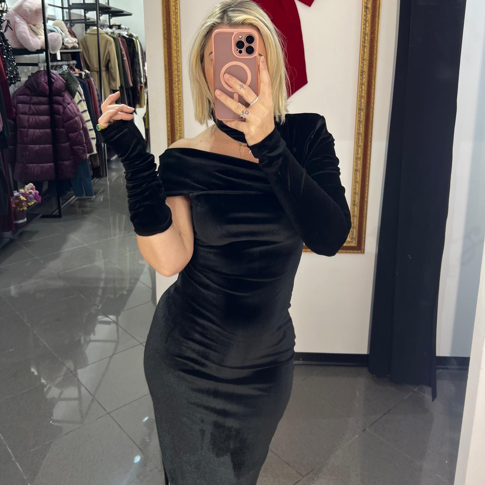 Abito Cut Out Revise